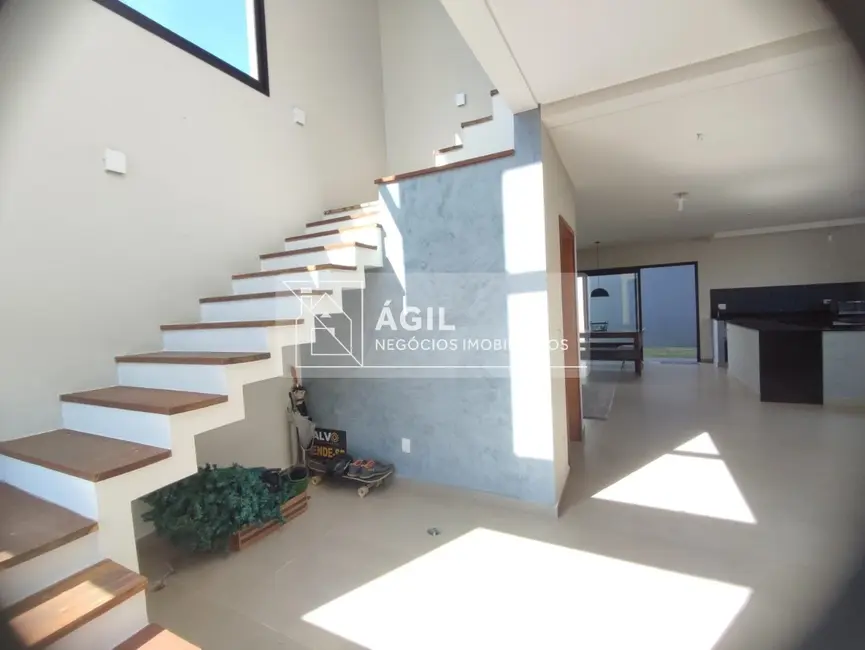 Foto 9 de Casa de Condomínio com 4 quartos à venda, 280m2 em Sao Jose Dos Campos - SP