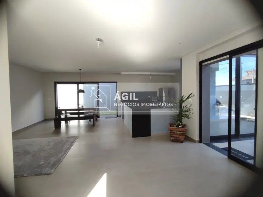 Casa de Condomínio com 4 quartos para alugar, 280m2 em Sao Jose Dos Campos - SP - imagem 8 Foto 8 de Casa de Condomínio com 4 quartos para alugar, 280m2 em Sao Jose Dos Campos - SP