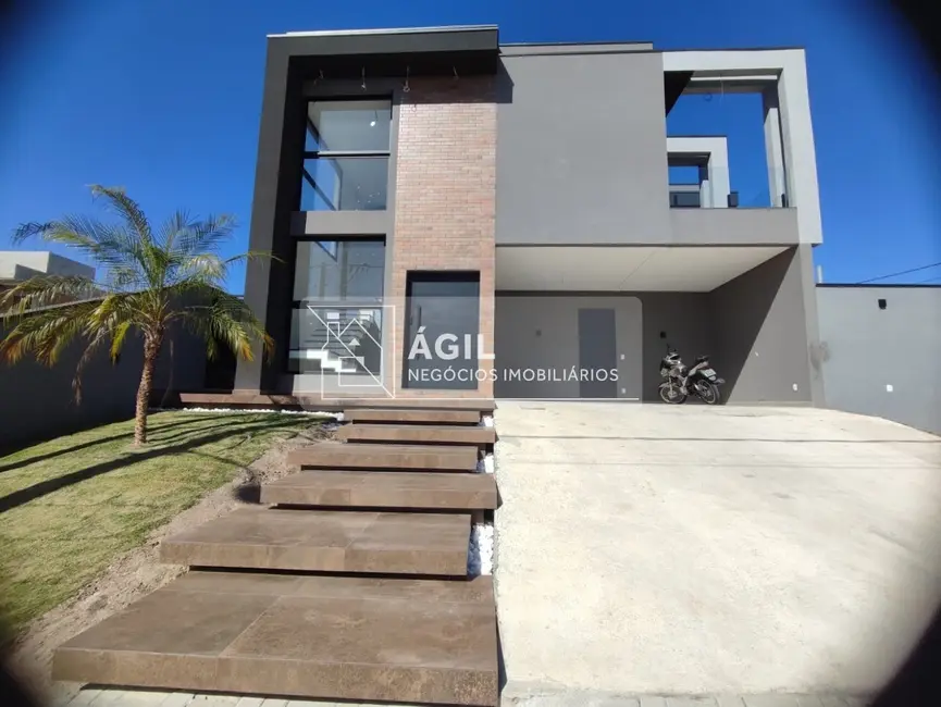 Casa de Condomínio com 4 quartos para alugar, 280m2 em Sao Jose Dos Campos - SP - imagem 5 Foto 5 de Casa de Condomínio com 4 quartos para alugar, 280m2 em Sao Jose Dos Campos - SP