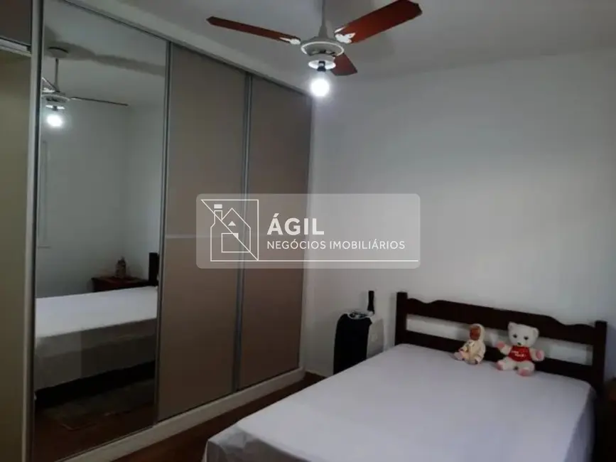 Foto 6 de Casa com 4 quartos à venda, 126m2 em Sao Jose Dos Campos - SP