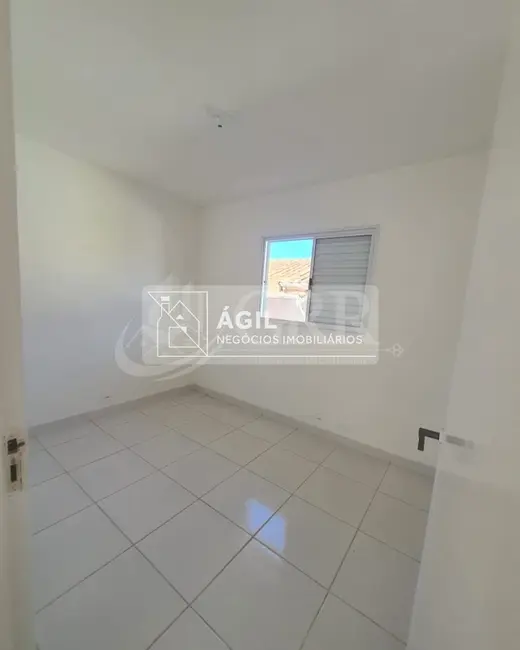 Foto 4 de Casa de Condomínio com 3 quartos à venda, 110m2 em Sao Jose Dos Campos - SP
