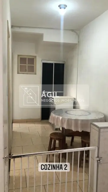 Foto 2 de Casa com 4 quartos à venda, 100m2 em Sao Jose Dos Campos - SP