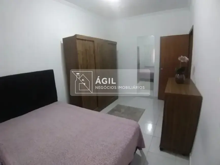 Casa com 2 quartos à venda, 150m2 em Sao Jose Dos Campos - SP - imagem 3 Foto 3 de Casa com 2 quartos à venda, 150m2 em Sao Jose Dos Campos - SP