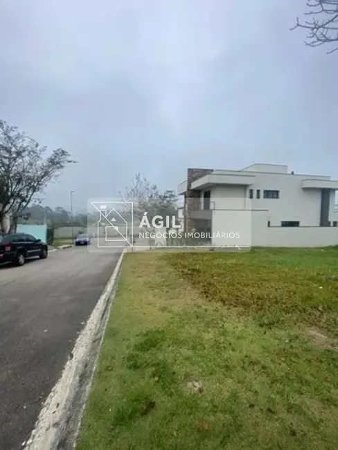 Foto 4 de Terreno / Lote à venda, 451m2 em Sao Jose Dos Campos - SP