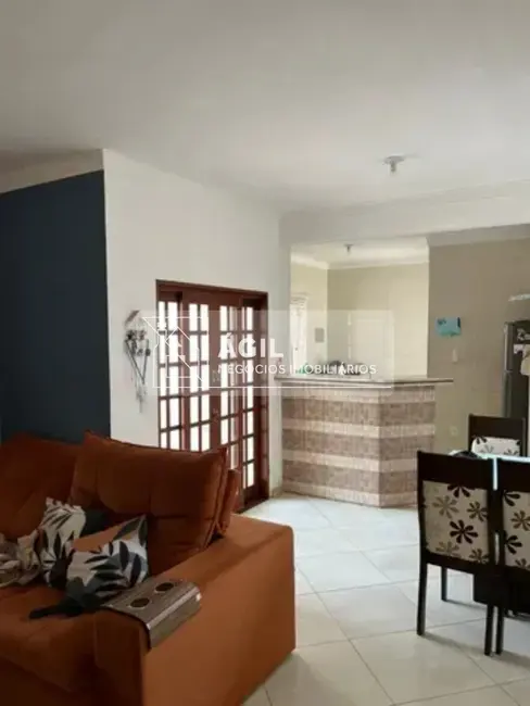 Foto 8 de Casa com 2 quartos à venda, 250m2 em Village das Flores, Cacapava - SP