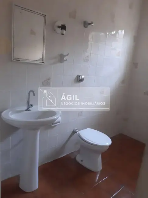 Foto 2 de Casa com 3 quartos à venda, 180m2 em Jardim Maria Amélia, Jacarei - SP