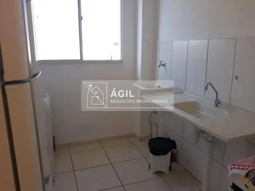 Foto 6 de Apartamento com 2 quartos à venda, 46m2 em Vila São José, Taubate - SP