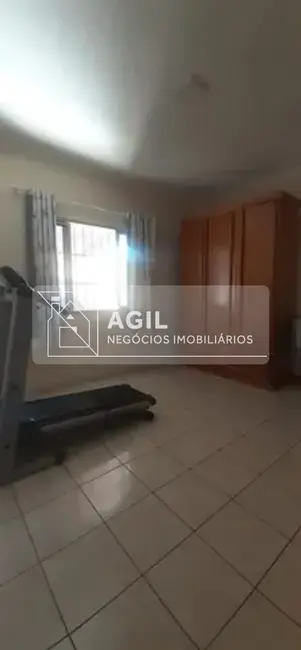 Foto 3 de Casa com 4 quartos à venda, 500m2 em Parque São Cristóvão, Taubate - SP