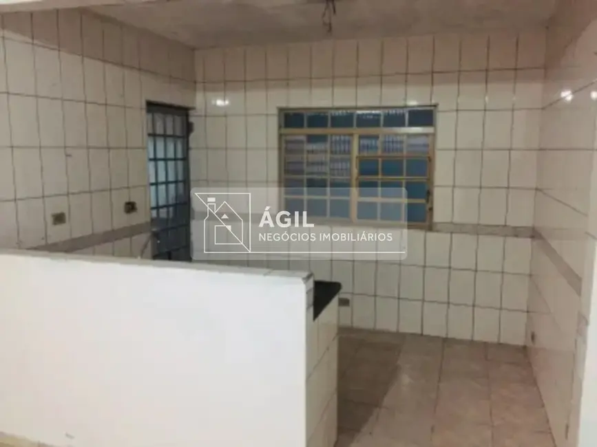 Casa com 3 quartos à venda, 175m2 em Sao Jose Dos Campos - SP - imagem 3 Foto 3 de Casa com 3 quartos à venda, 175m2 em Sao Jose Dos Campos - SP
