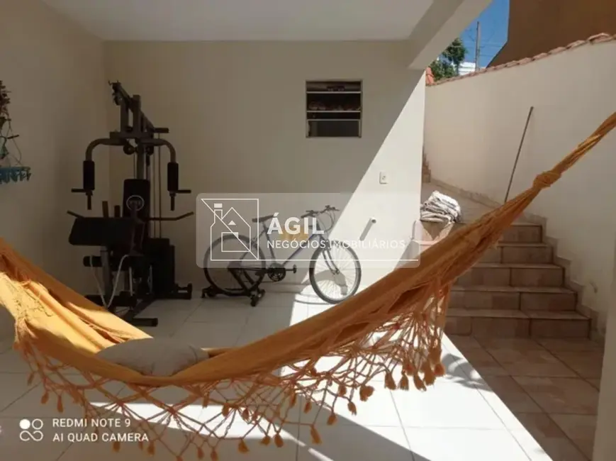 Foto 2 de Casa com 2 quartos à venda, 65m2 em Jardim Sandra Maria, Taubate - SP