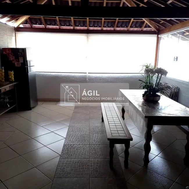 Foto 8 de Casa com 3 quartos à venda, 155m2 em Sao Jose Dos Campos - SP