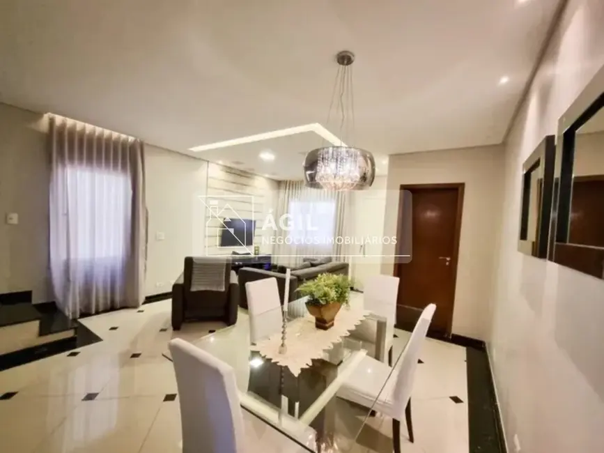 Foto 3 de Casa de Condomínio com 3 quartos à venda, 167m2 em Jardim Santa Maria, Jacarei - SP