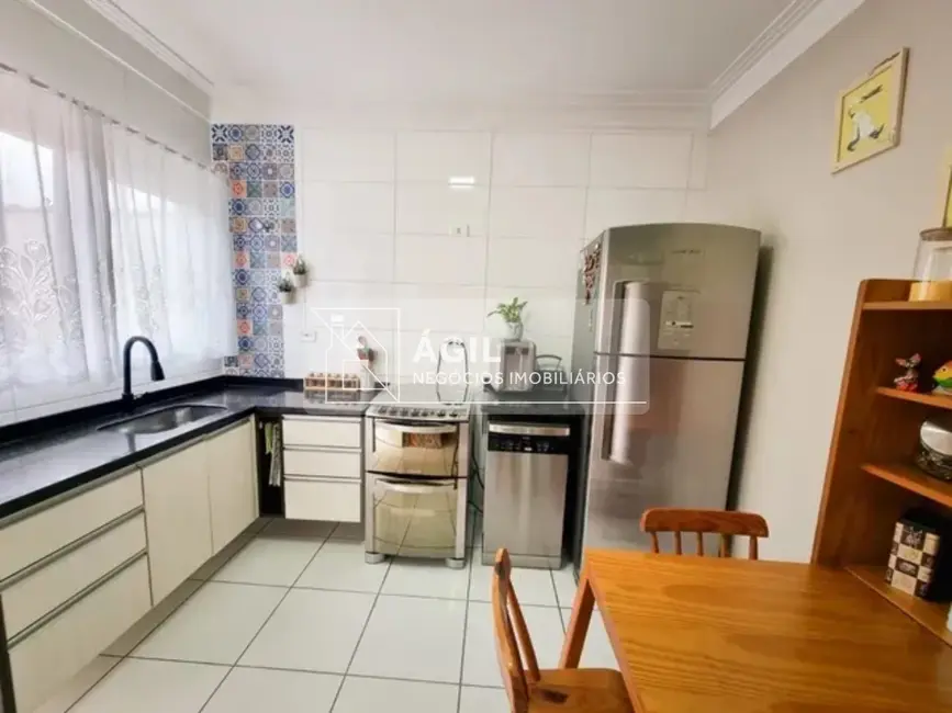 Foto 1 de Casa de Condomínio com 3 quartos à venda, 167m2 em Jardim Santa Maria, Jacarei - SP