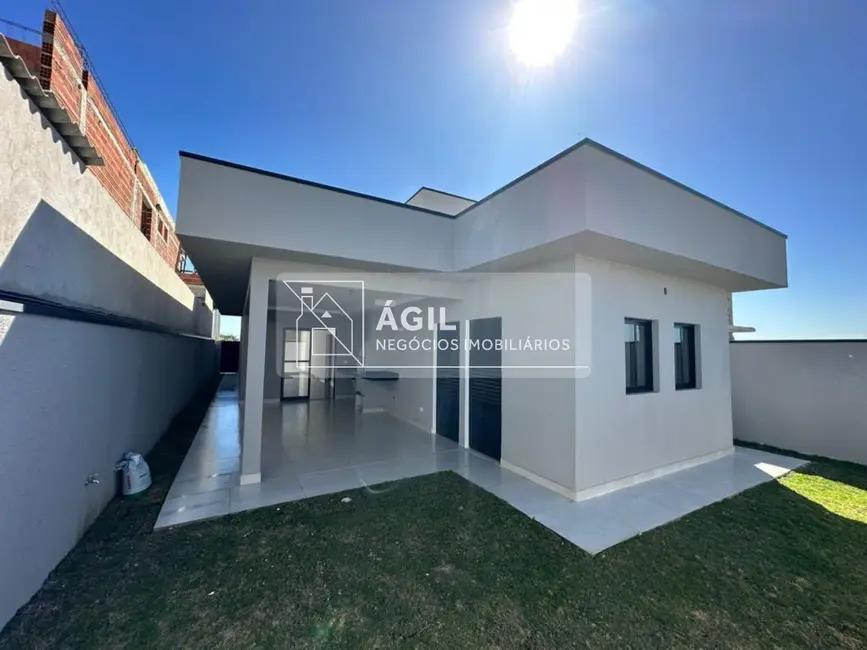 Foto 3 de Casa de Condomínio com 3 quartos à venda, 250m2 em Parque Residencial Maria Elmira, Cacapava - SP