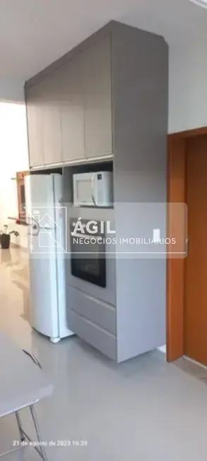 Foto 9 de Casa de Condomínio com 3 quartos à venda, 300m2 em Cacapava - SP