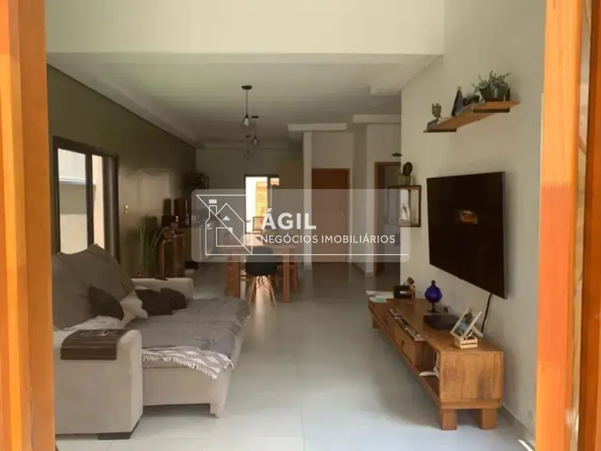Foto 4 de Casa com 3 quartos à venda, 250m2 em Loteamento Villa Branca, Jacarei - SP