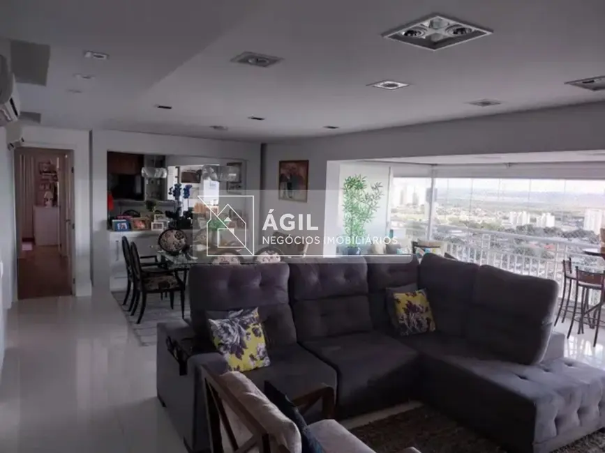 Apartamento com 3 quartos à venda, 167m2 em Sao Jose Dos Campos - SP - imagem 1 Foto 1 de Apartamento com 3 quartos à venda, 167m2 em Sao Jose Dos Campos - SP