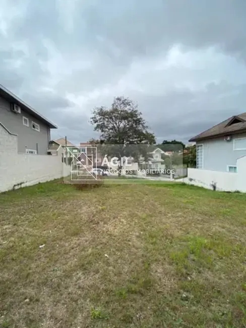 Foto 1 de Terreno / Lote à venda, 300m2 em Sao Jose Dos Campos - SP