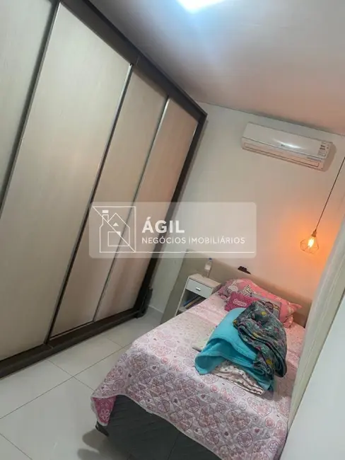 Casa de Condomínio com 4 quartos à venda, 160m2 em Sao Jose Dos Campos - SP - imagem 9 Foto 9 de Casa de Condomínio com 4 quartos à venda, 160m2 em Sao Jose Dos Campos - SP