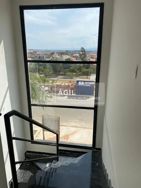 Foto 4 de Casa de Condomínio com 3 quartos à venda, 250m2 em Caçapava Velha, Cacapava - SP