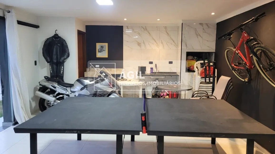 Foto 8 de Casa de Condomínio com 3 quartos à venda, 350m2 em Jardim Jacinto, Jacarei - SP