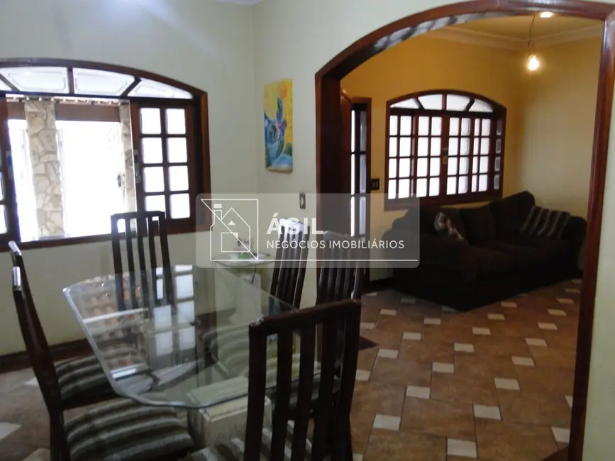 Foto 4 de Casa com 3 quartos à venda, 270m2 em Sao Jose Dos Campos - SP