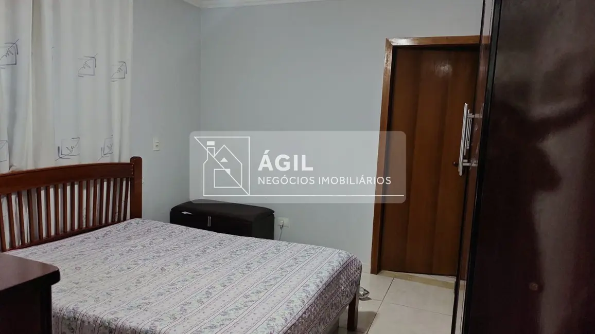 Foto 7 de Casa com 4 quartos à venda, 147m2 em Sao Jose Dos Campos - SP