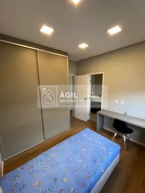 Foto 5 de Casa de Condomínio com 3 quartos à venda, 187m2 em Parque Residencial Maria Elmira, Cacapava - SP
