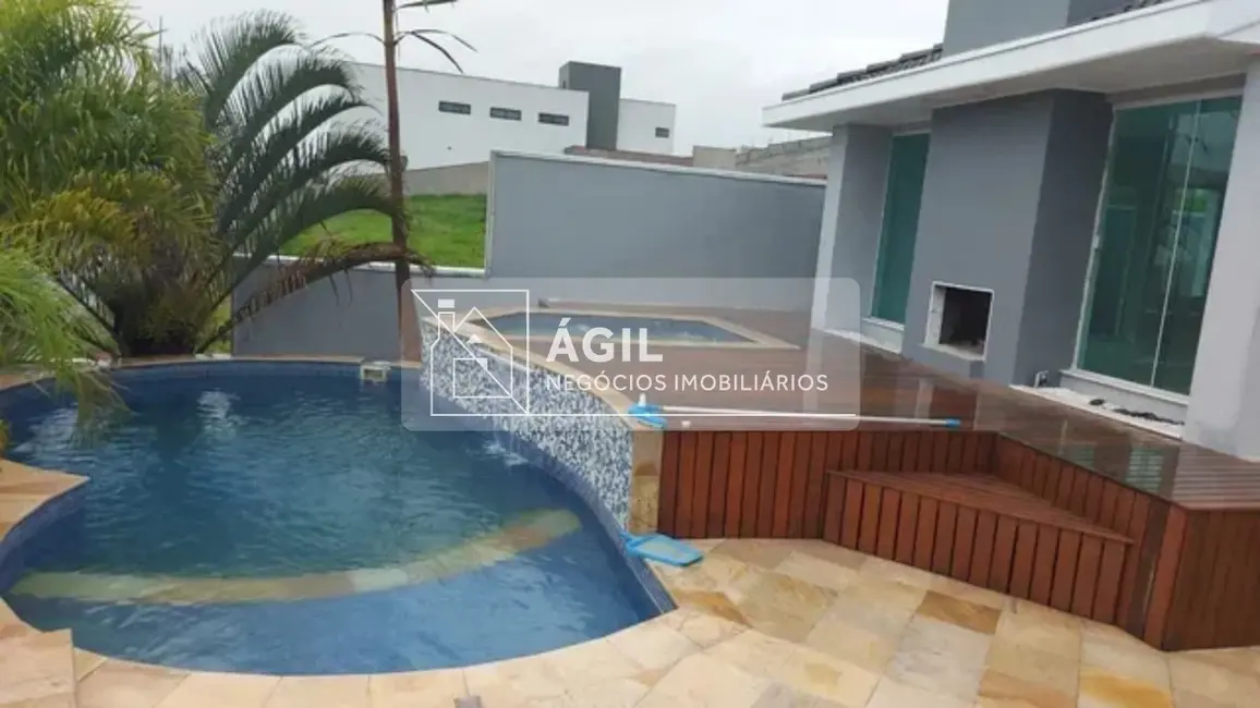 Foto 1 de Casa de Condomínio com 4 quartos à venda, 450m2 em Sao Jose Dos Campos - SP