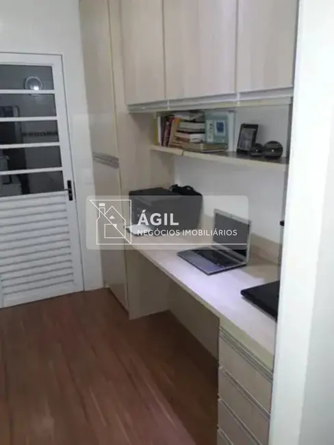 Foto 4 de Casa de Condomínio com 2 quartos à venda, 110m2 em Jardim Marcondes, Jacarei - SP