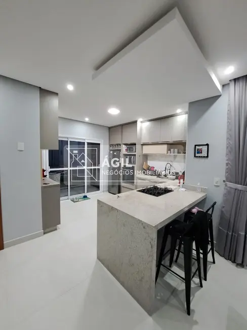 Casa com 3 quartos à venda, 162m2 em Sao Jose Dos Campos - SP - imagem 3 Foto 3 de Casa com 3 quartos à venda, 162m2 em Sao Jose Dos Campos - SP