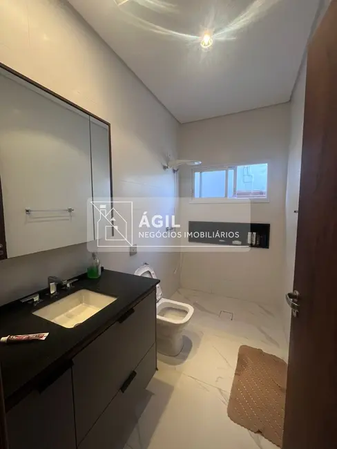 Foto 2 de Casa de Condomínio com 5 quartos à venda, 330m2 em Sao Jose Dos Campos - SP