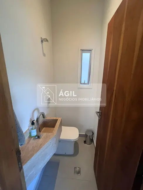 Foto 4 de Casa de Condomínio com 5 quartos à venda, 330m2 em Sao Jose Dos Campos - SP