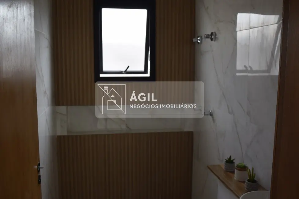 Foto 3 de Casa de Condomínio com 3 quartos à venda, 250m2 em Cacapava - SP