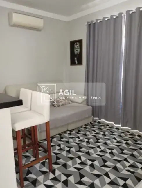 Foto 4 de Casa com 2 quartos à venda, 250m2 em Loteamento Villa Branca, Jacarei - SP