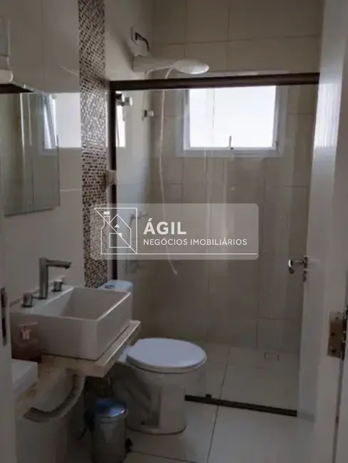 Foto 9 de Casa com 2 quartos à venda, 250m2 em Loteamento Villa Branca, Jacarei - SP