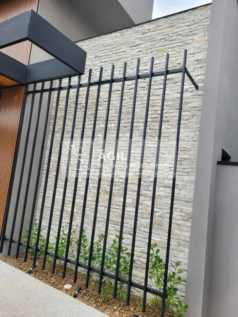 Foto 2 de Casa de Condomínio com 3 quartos à venda, 237m2 em Sao Jose Dos Campos - SP