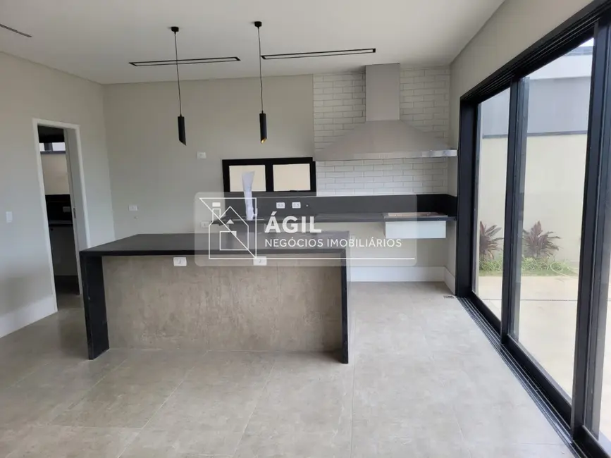 Foto 1 de Casa de Condomínio com 3 quartos à venda, 237m2 em Sao Jose Dos Campos - SP