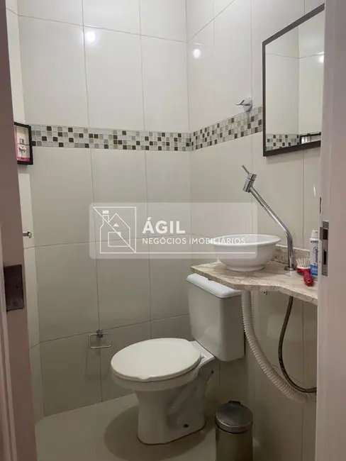 Foto 4 de Casa de Condomínio com 3 quartos à venda, 125m2 em Sao Jose Dos Campos - SP