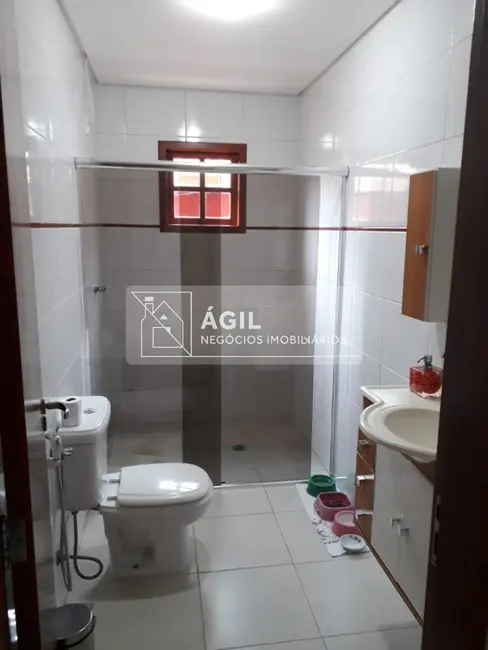 Foto 3 de Casa com 3 quartos à venda, 150m2 em Sao Jose Dos Campos - SP