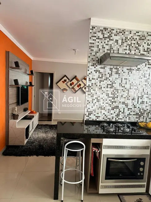 Foto 3 de Casa com 2 quartos à venda, 102m2 em Sao Jose Dos Campos - SP