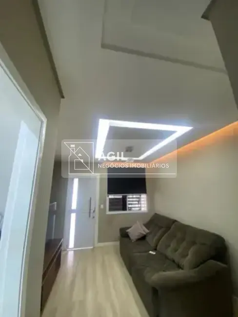 Foto 3 de Casa de Condomínio com 3 quartos à venda, 125m2 em Sao Jose Dos Campos - SP