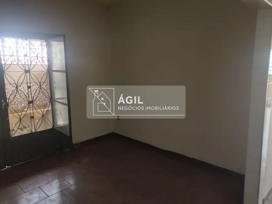 Foto 3 de Casa com 4 quartos à venda, 200m2 em Sao Jose Dos Campos - SP