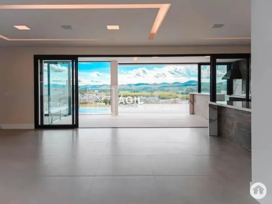 Casa de Condomínio com 5 quartos para alugar, 540m2 em Sao Jose Dos Campos - SP - imagem 6 Foto 6 de Casa de Condomínio com 5 quartos para alugar, 540m2 em Sao Jose Dos Campos - SP