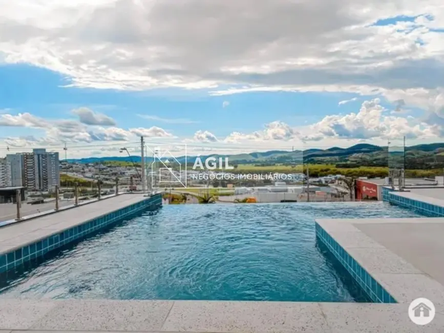 Casa de Condomínio com 5 quartos para alugar, 540m2 em Sao Jose Dos Campos - SP - imagem 4 Foto 4 de Casa de Condomínio com 5 quartos para alugar, 540m2 em Sao Jose Dos Campos - SP