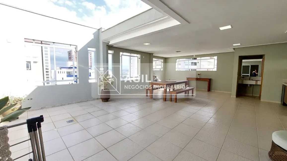 Apartamento com 5 quartos à venda, 255m2 em Sao Jose Dos Campos - SP - imagem 4 Foto 4 de Apartamento com 5 quartos à venda, 255m2 em Sao Jose Dos Campos - SP