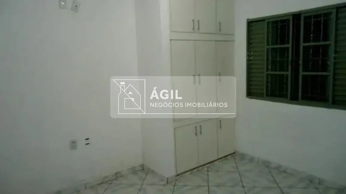 Foto 3 de Casa com 2 quartos à venda, 125m2 em Sao Jose Dos Campos - SP