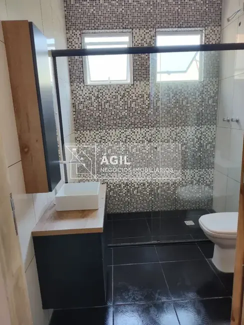 Foto 7 de Casa com 4 quartos à venda, 220m2 em Sao Jose Dos Campos - SP