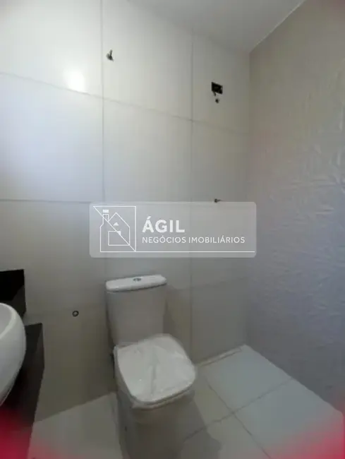 Casa com 3 quartos à venda, 130m2 em Sao Jose Dos Campos - SP - imagem 6 Foto 6 de Casa com 3 quartos à venda, 130m2 em Sao Jose Dos Campos - SP