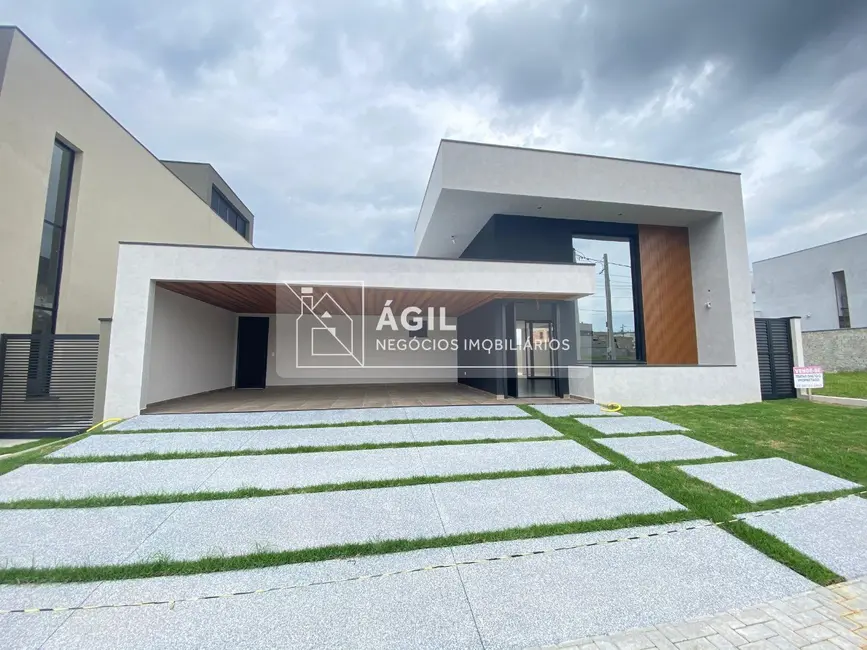 Foto 1 de Casa de Condomínio com 4 quartos à venda, 250m2 em Sao Jose Dos Campos - SP